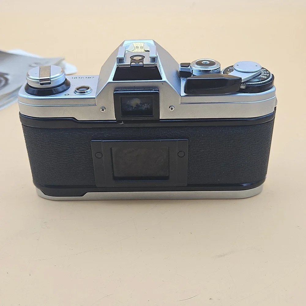 Canon AE-1 Silver Vintage Camera W/ S.S.C 50mm 1:1.4 Lens Tested Works